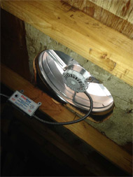 1200 CFM attic ventilator with a humidistat
